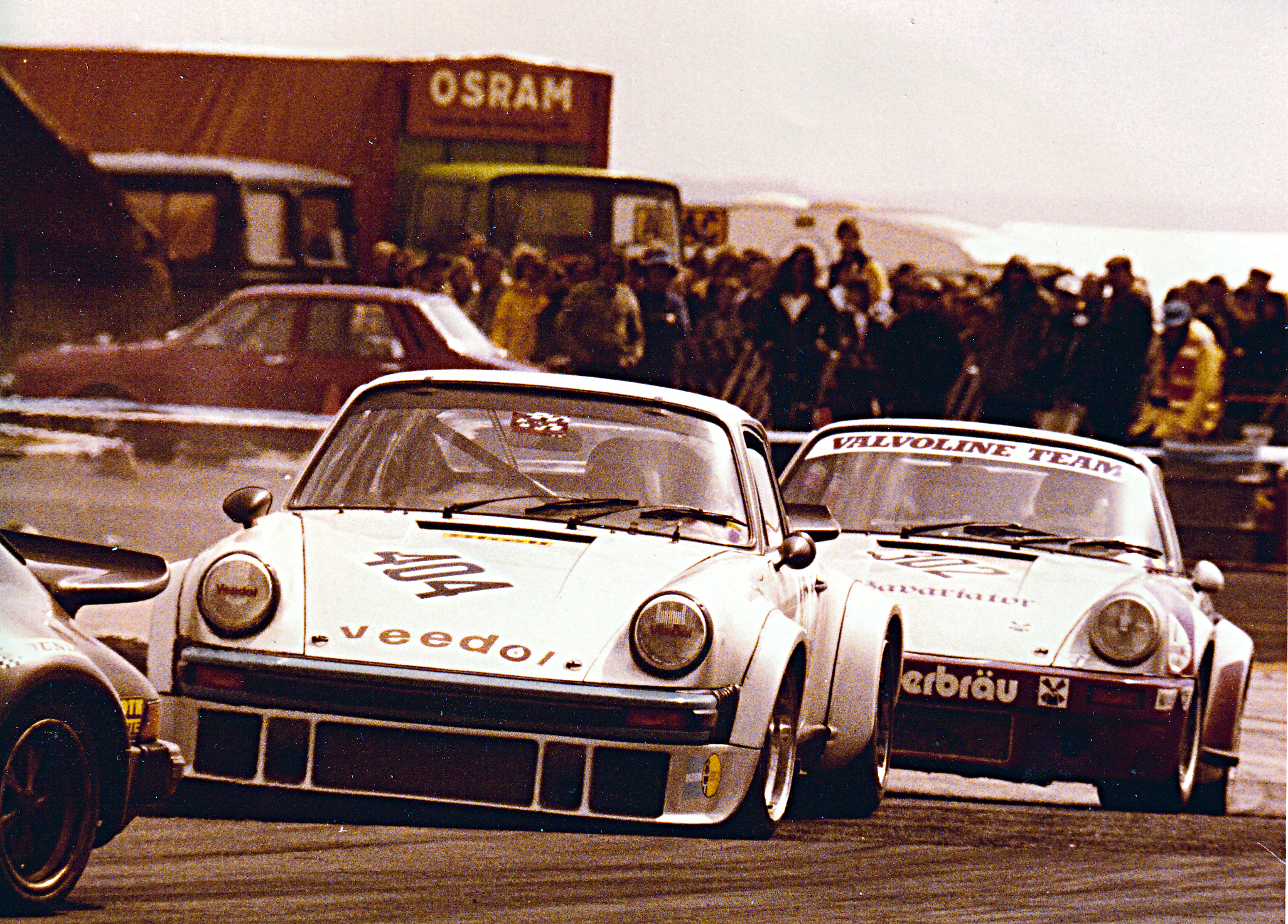 911S